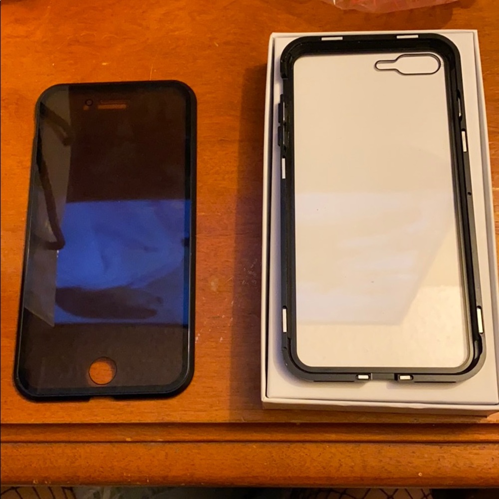 iPhone 8+